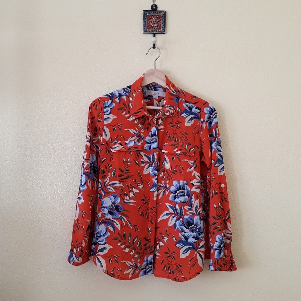 5 for $25 LOFT Floral Blouse